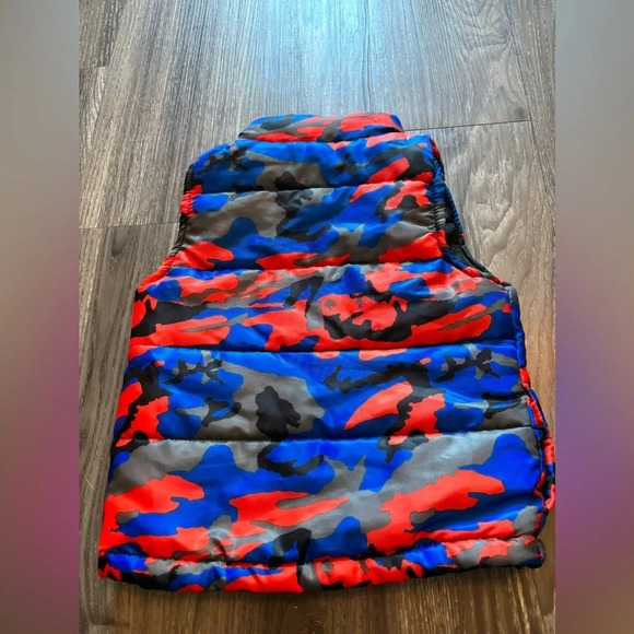 Rocawear Baby Camo Print Puffer Vest Red Blue Black Size 18M - Picture 2 of 3